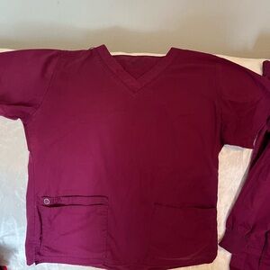 Scrubs 7pcs 3 tops 3 bottoms 1 lab jacket